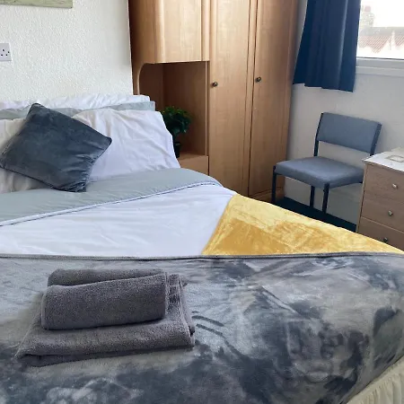 فندق مبيت وإفطار Tudor Lodge- Bed And Breakfast Redcar B&B *