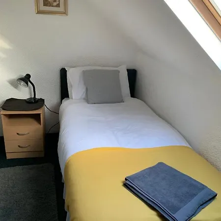 Tudor Lodge- Bed And Breakfast Redcar B&B فندق مبيت وإفطار *